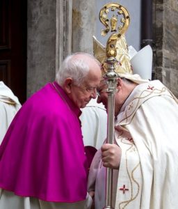 Mons Petr Piťha a kardinál Dominik Duka (Foto Kapitula Všech Svatých)