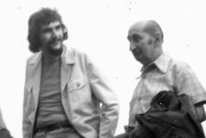 Dachovácký vězeň Ludvík Švančara s vnukem Leem Švančarou v roce 1981